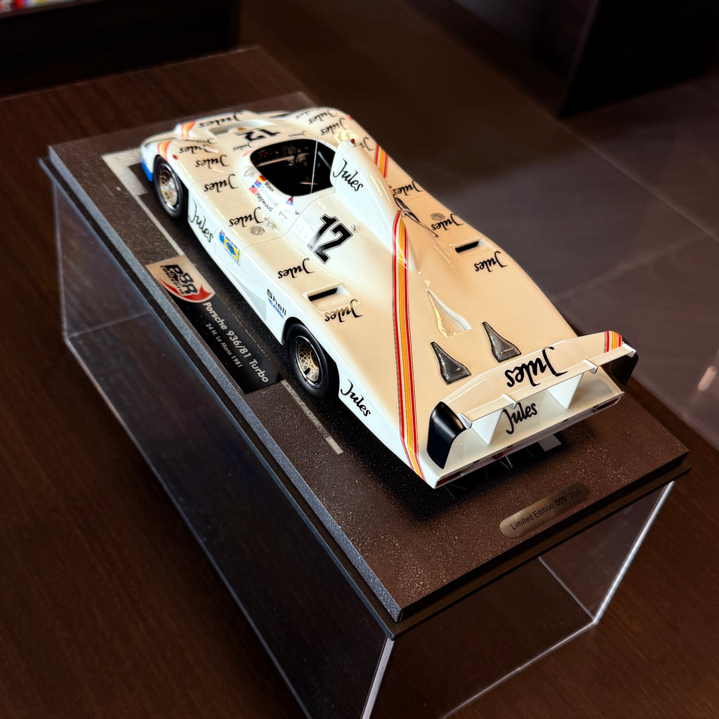 Porsche 936/81 Turbo n°12, 24 Heures du Mans 1981, échelle 1:18 avec vitrine, par BBR