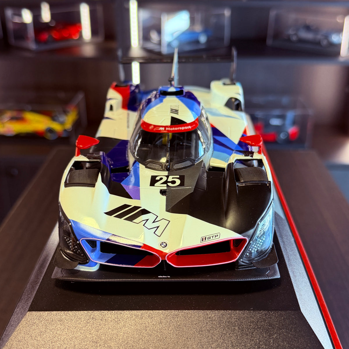 BMW M Hybrid V8 2023 Presentation Car 1:18 Scale by Minichamps