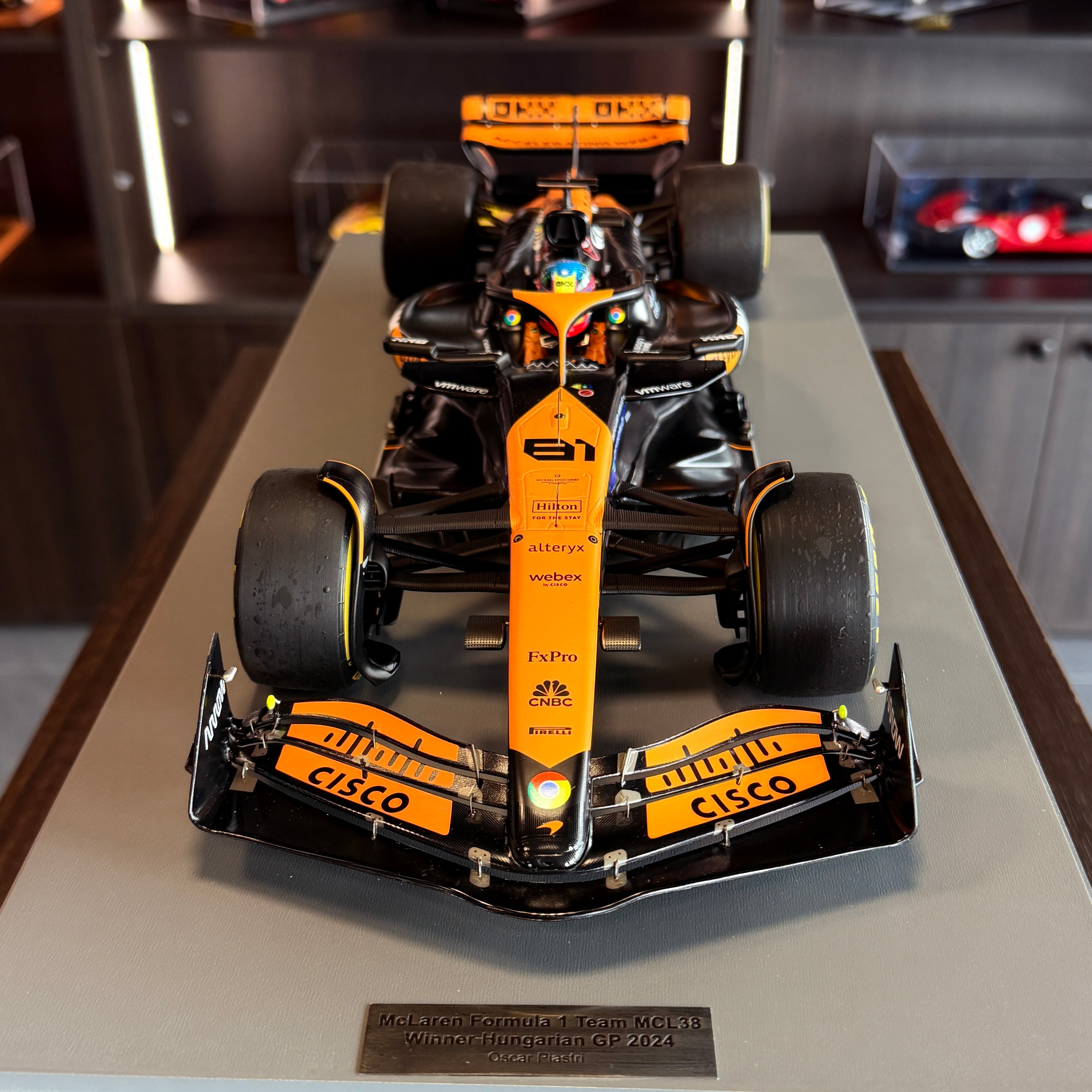 „McLaren Formula 1 Team MCL38“ Nr. 81, Vengrijos GP nugalėtojas, 2024 m., Oscaras Piastri, 1:12 mastelio, Spark