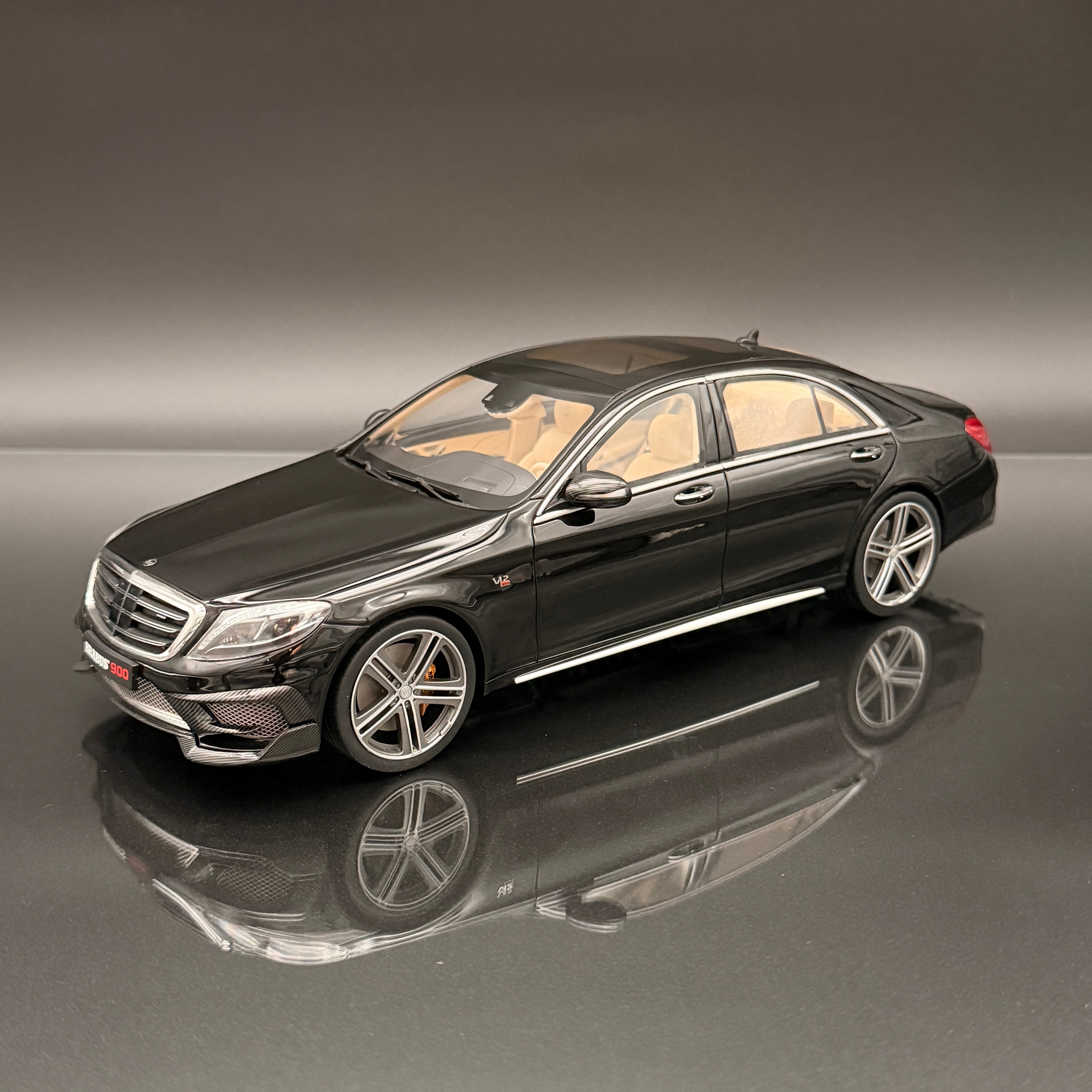 Brabus Rocket 900 Black 1:18 GT Spirit GT172 Limited Edition Luxury Model Car Collectible