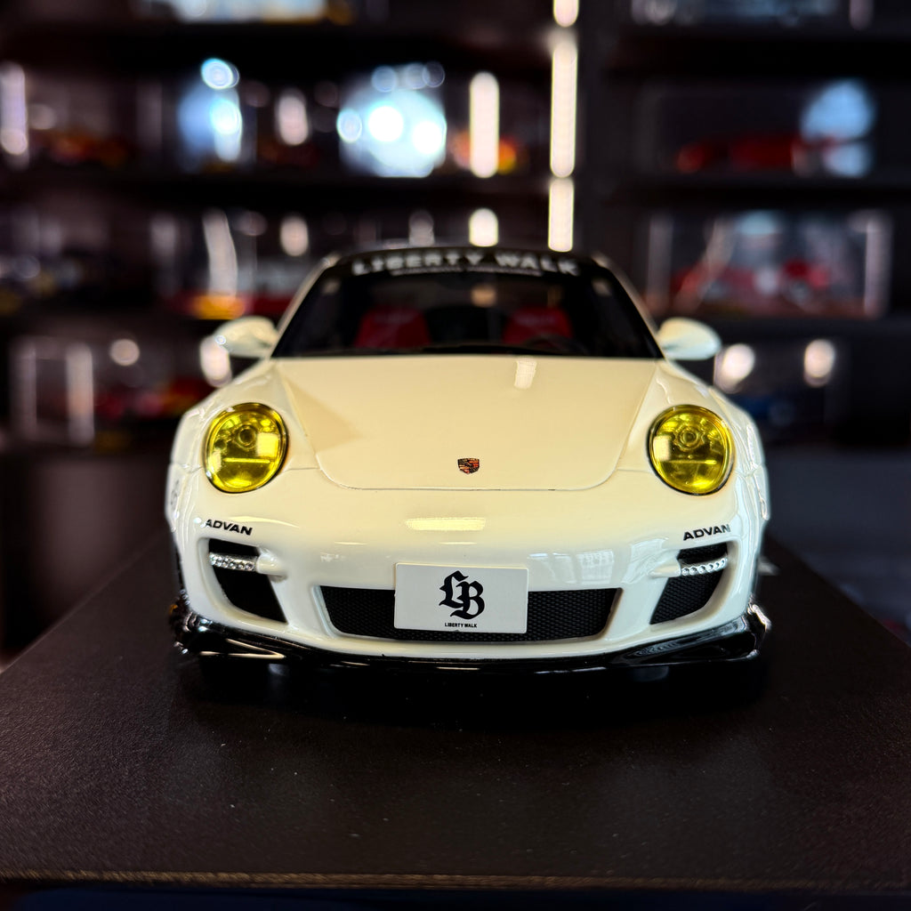 Porsche LBWK 997 Turbo – machetă auto la scara 1:18 de GT Spirit