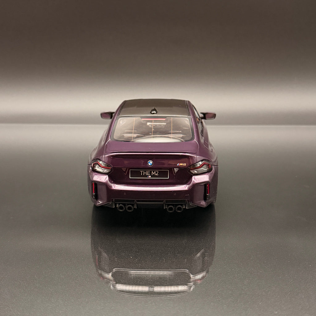 Modellauto GT Spirit 1/18 BMW M2 Twilight Purple 2023