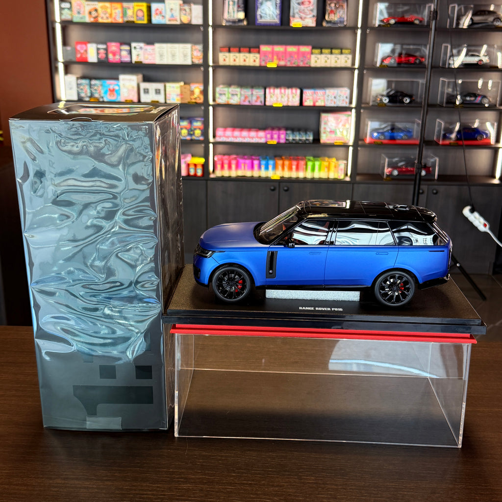 Range Rover P615 – 1:18 Scale Model Car by GT Spirit