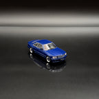 Mercedes-Benz 560 SEC AMG (C126) Widebody 1990 – Linaritblau Metallic 1:43 Maßstab von Solido