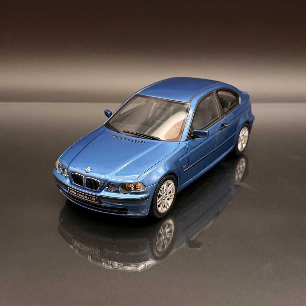 BMW 318ti Compact (E46) 2002 – Estorilblau Maßstab 1:18 von OTTOmobile