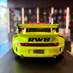 Porsche RWB Bodykit Pink 2024 v mierke 1:18 od Solido