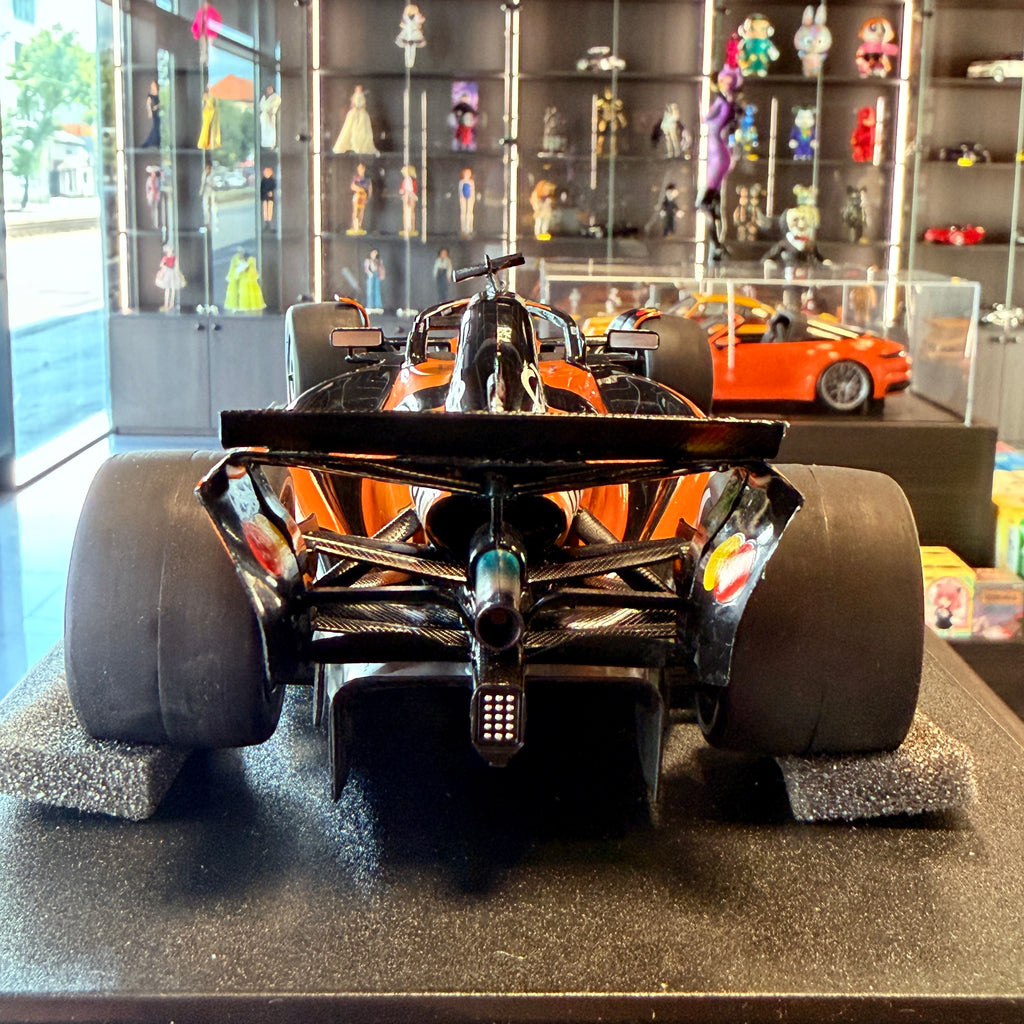 McLaren MCL39 č. 81 Oscar Piastri Monaco GP 2025 1:18 od Solido