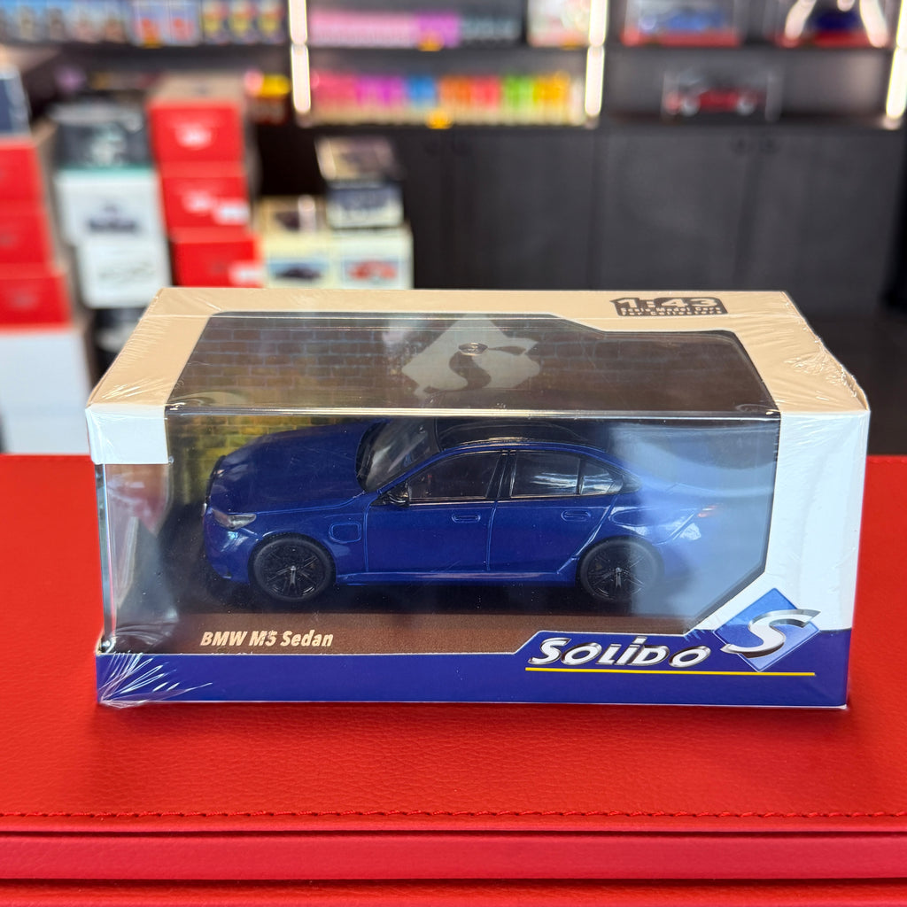 BMW M5 Marina Bay Blue 1:43 by Solido