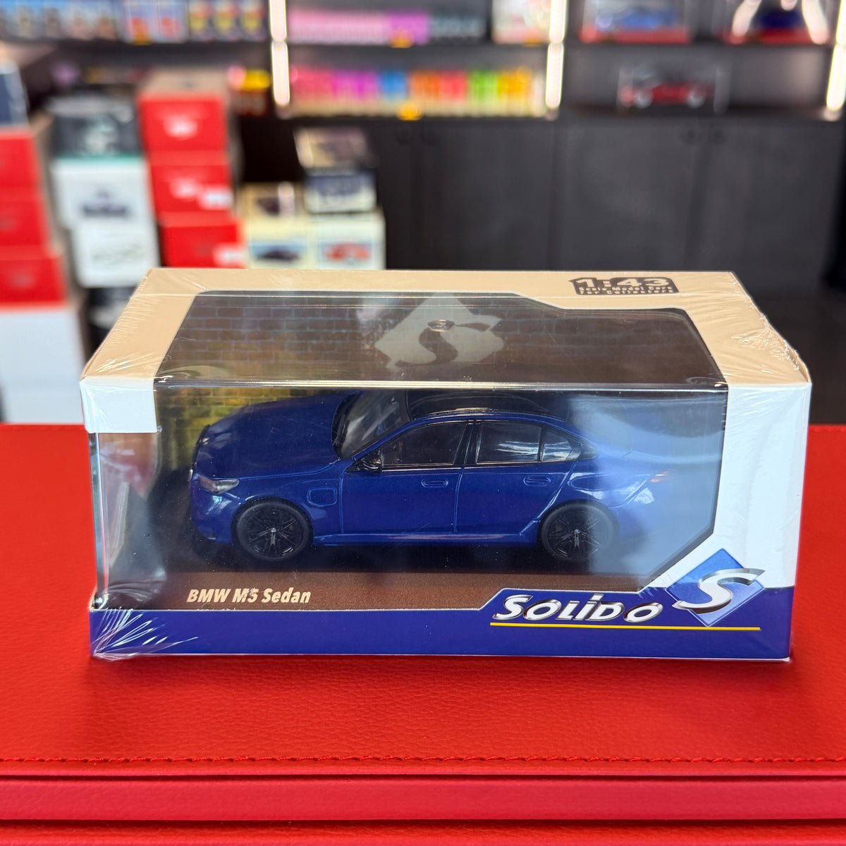BMW M5 Marina Bay Blue 1:43 by Solido