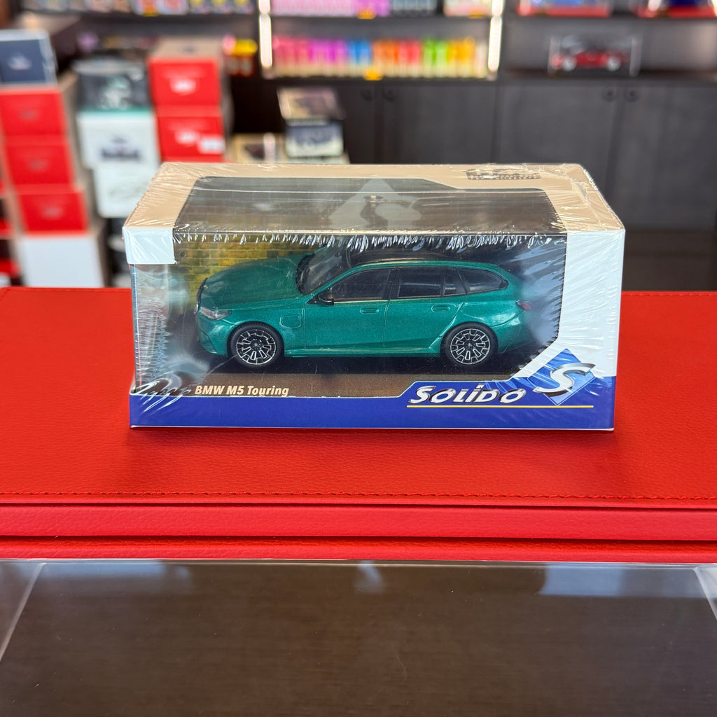 BMW M5 Touring – Isle of Man Green 1:43 Solido