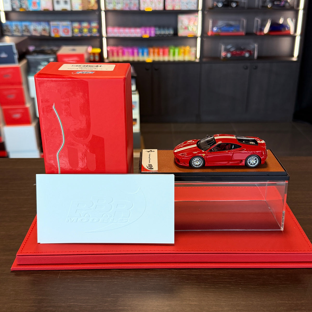 Ferrari 360 Challenge Stradale Rosso Corsa s talianskym pruhom 1:43 BBR, limitovaná edícia 189 kusov