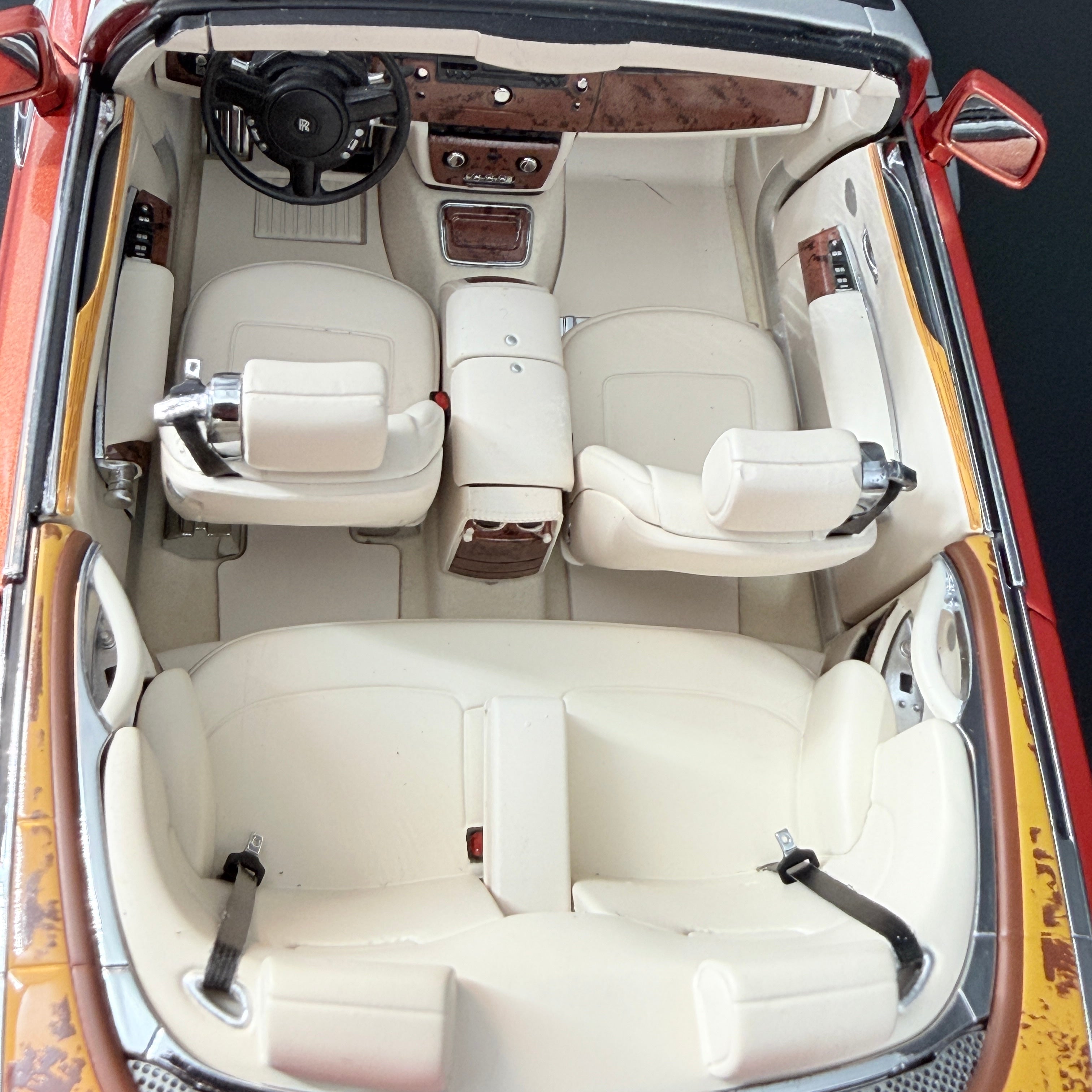 Rolls-Royce Phantom Drophead Coupé – Orange Metallic Maßstab 1:18 von KYOSHO