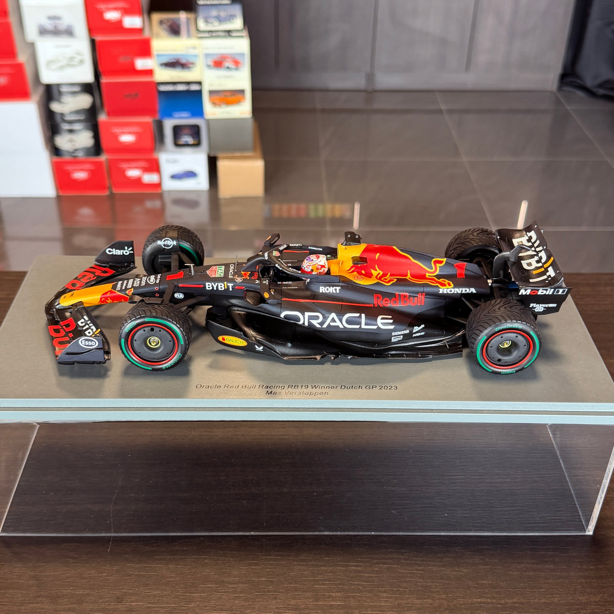 Oracle Red Bull Racing RB19 Winner Dutch GP 2023 Max Verstappen 1:18 Spark