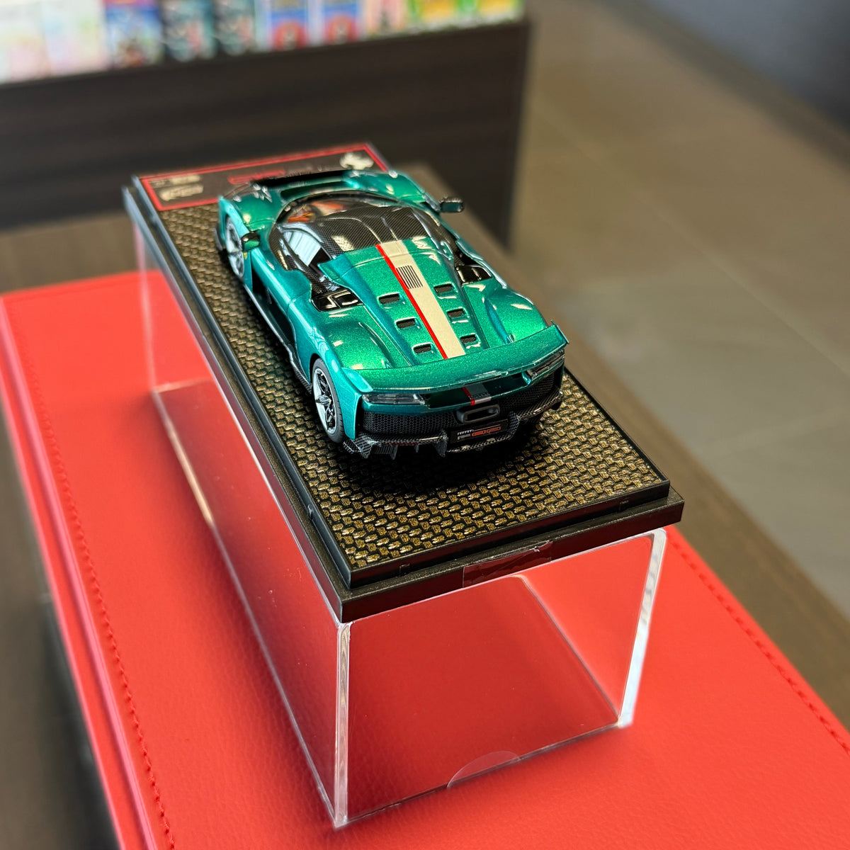 Ferrari F80 Green Jewel bez závodního čísla 1:43 od BBR Models - limitováno na 40 ks