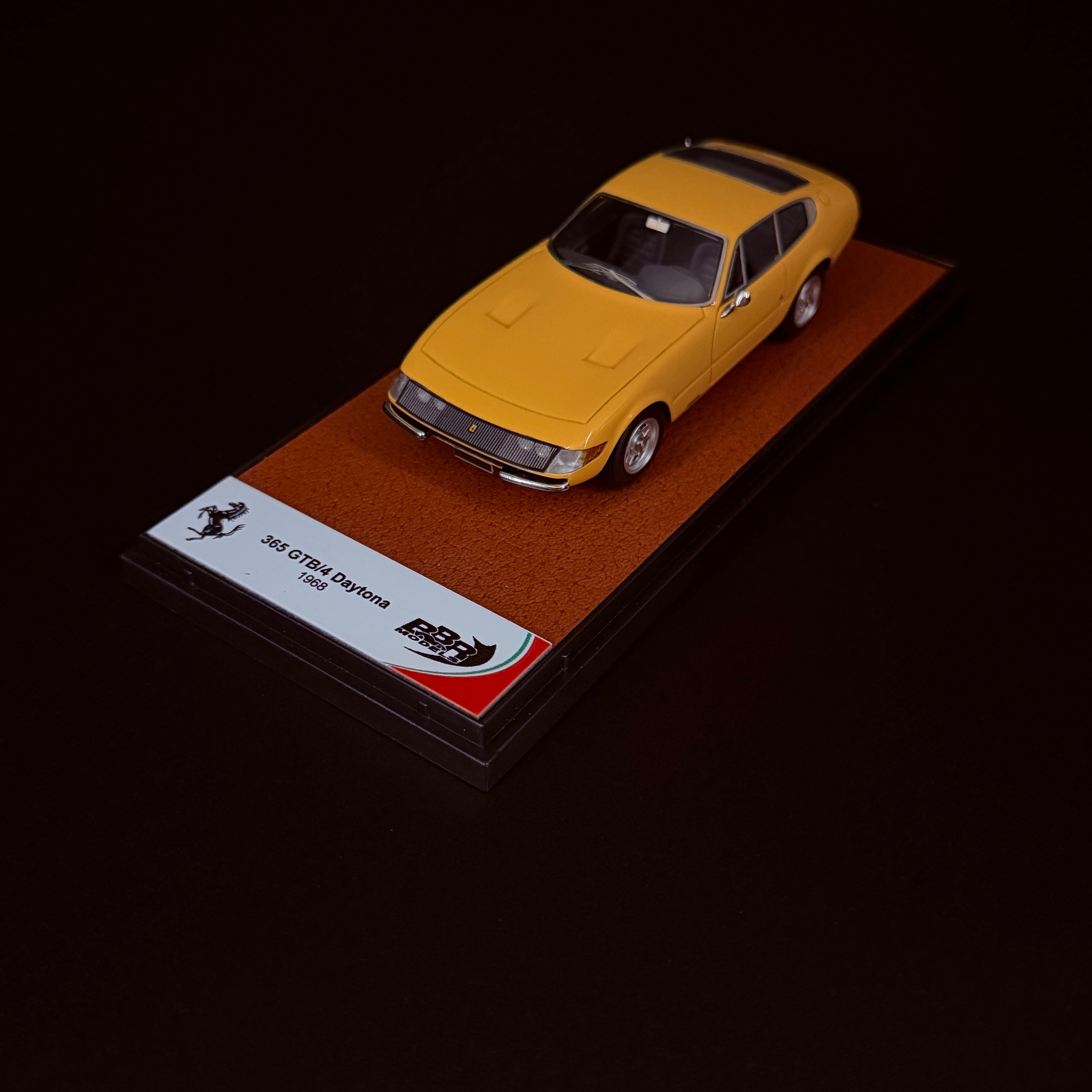 Modellauto BBR Models 1/43 Ferrari 365 GTB/4 Daytona Giallo Modena 1968