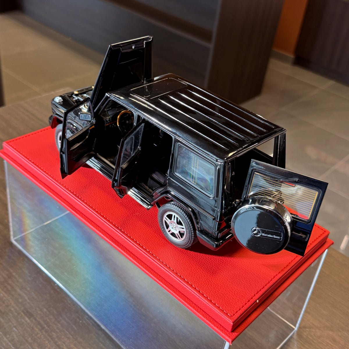 Mercedes-Benz G-Class 1:18 AUTOart