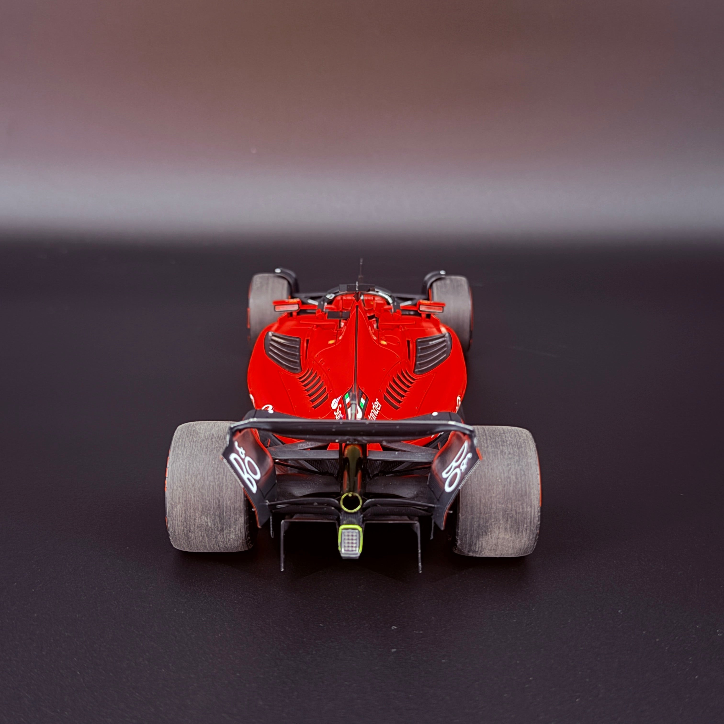 Ferrari SF-23 #16 Grand Prix Μπαχρέιν 2023 – Charles Leclerc – Κλίμακα 1:18 από την BBR Models