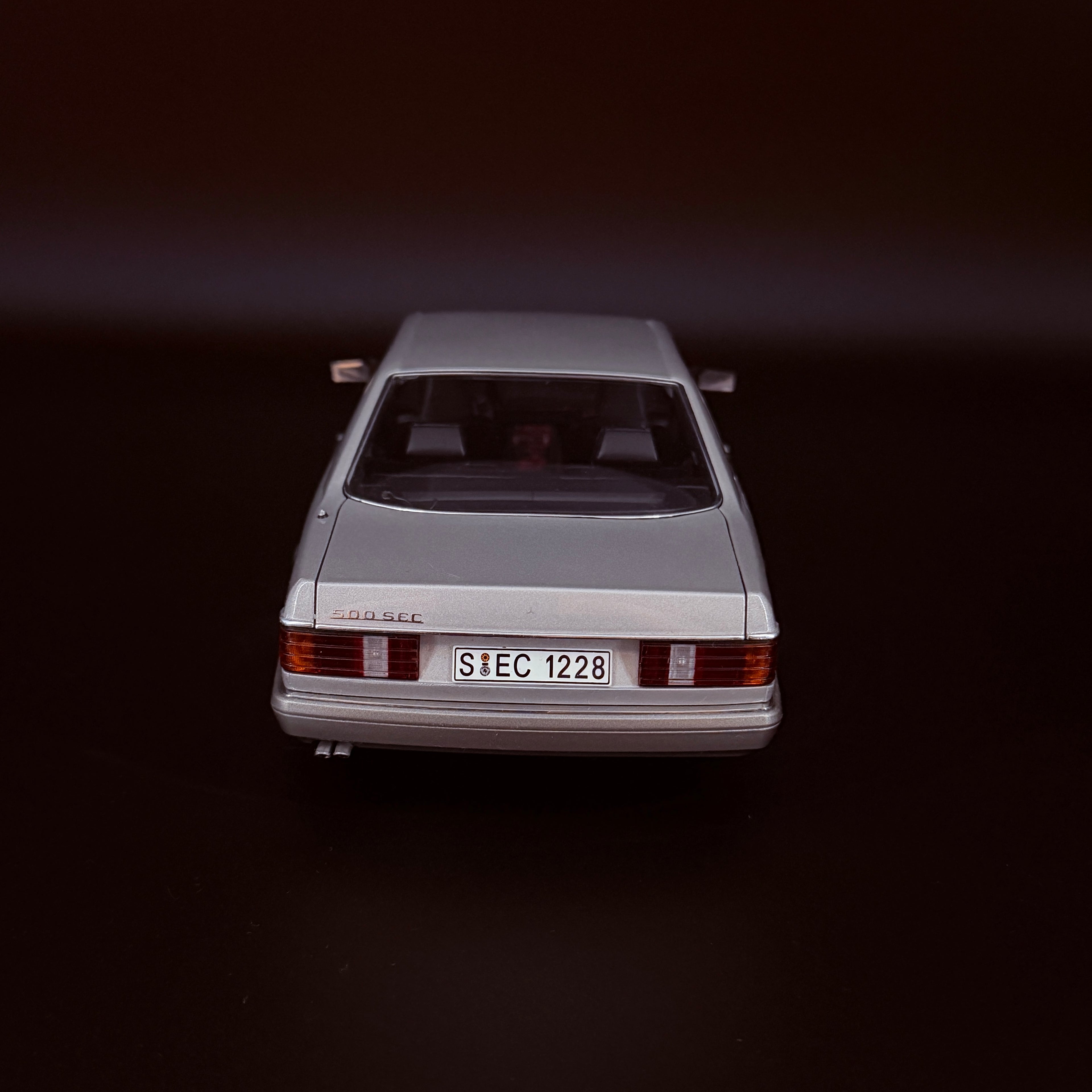 1:18 Mercedes-Benz 500 SEC Coupé 1986 Silver by AUTOart Millennium