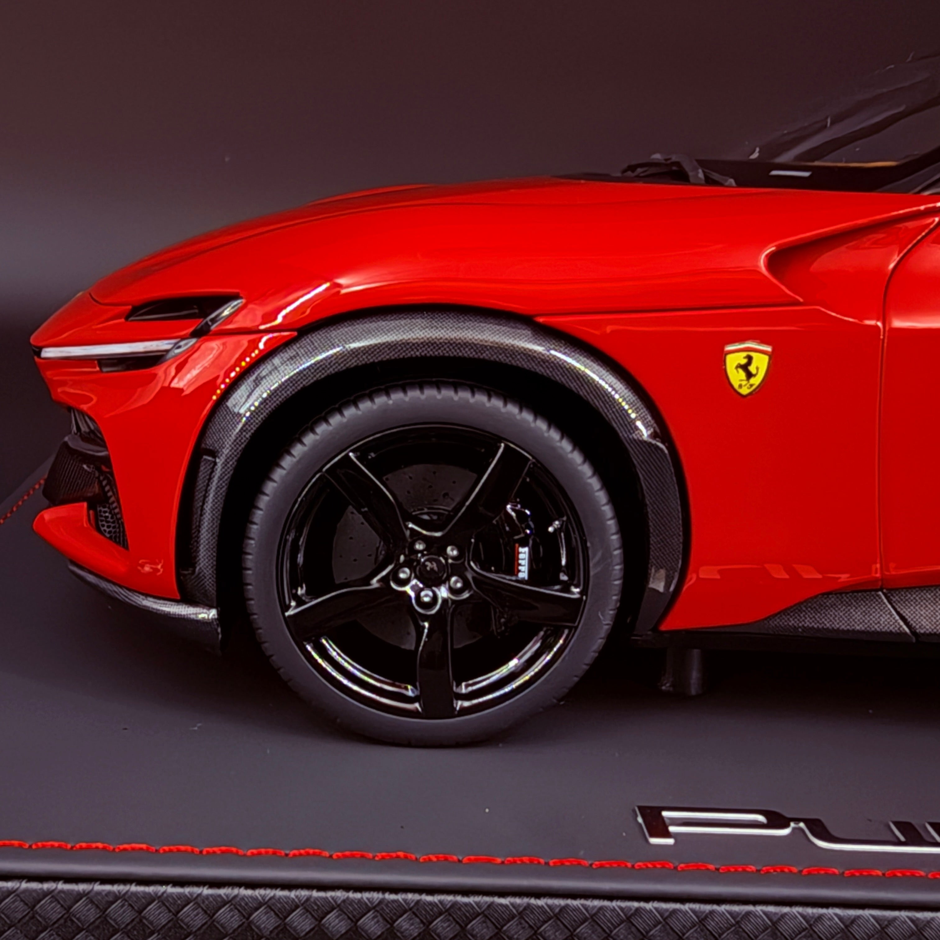 1/18 Ferrari Purosangue Rosso Corsa
