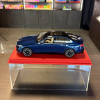 BMW i5 2023 Blue Metallic 1:18 Minichamps detailed interior