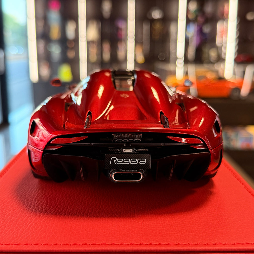 Koenigsegg Regera – Candy Red 1:18 od AUTOart