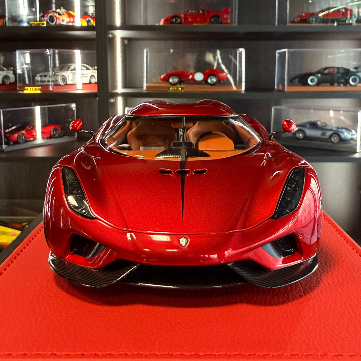 Koenigsegg Regera – Candy Red 1:18 od AUTOart