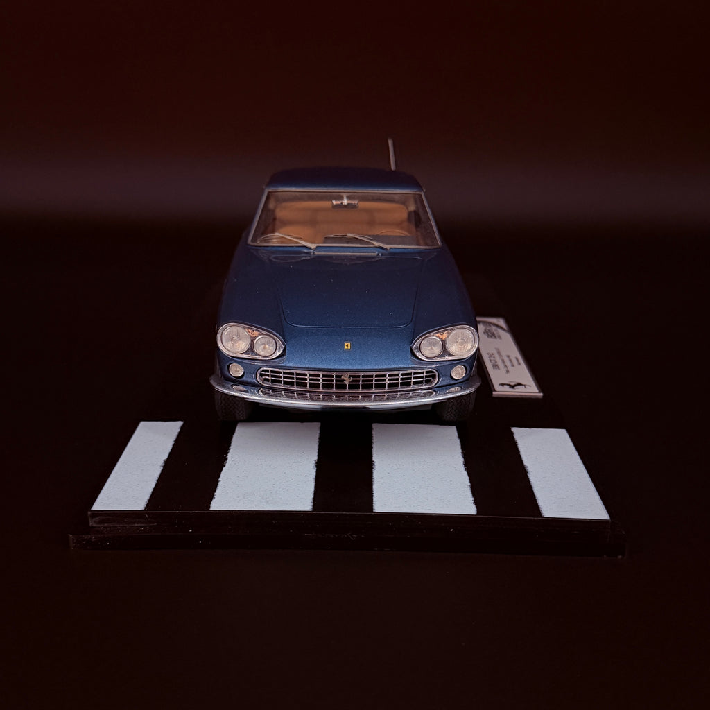 1/18 Ferrari 330 GT 2+2 Regenversion, Enzo Ferrari