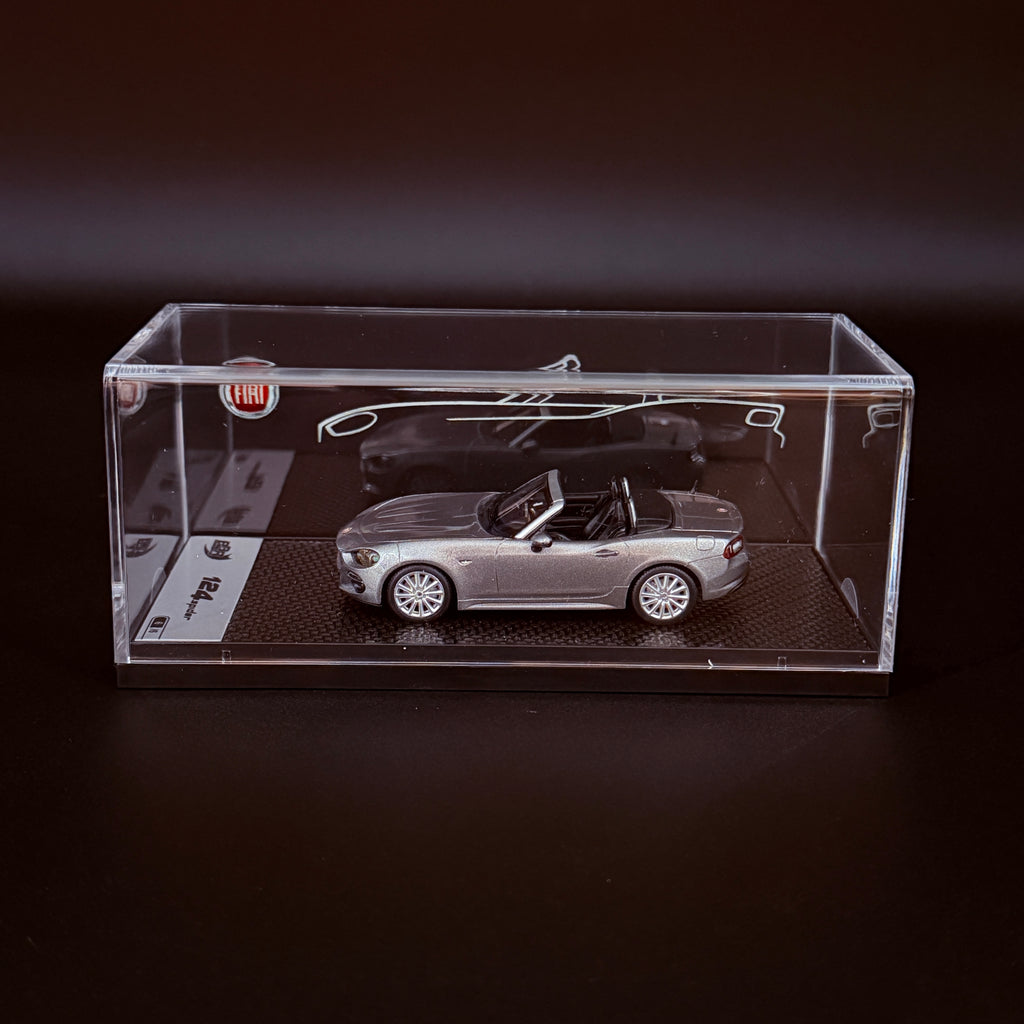 Fiat 124 Spider – Grigio Argento Limited Edition (6 St.) Maßstab 1:43 von BBR Models