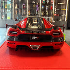 Koenigsegg Agera RS Chilli Red / Carbon Black 1:18 by AUTOart – rear view