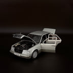 Mercedes-Benz E-Klasse E320 Limousine 1995 – Maßstab 1:18 von AUTOart