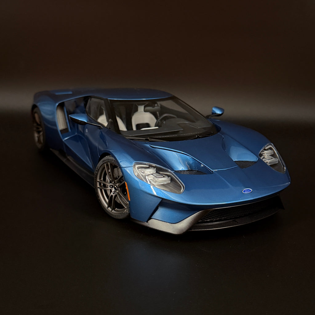 Ford GT 2017 – Liquid Blue Maßstab 1:12 von AUTOart