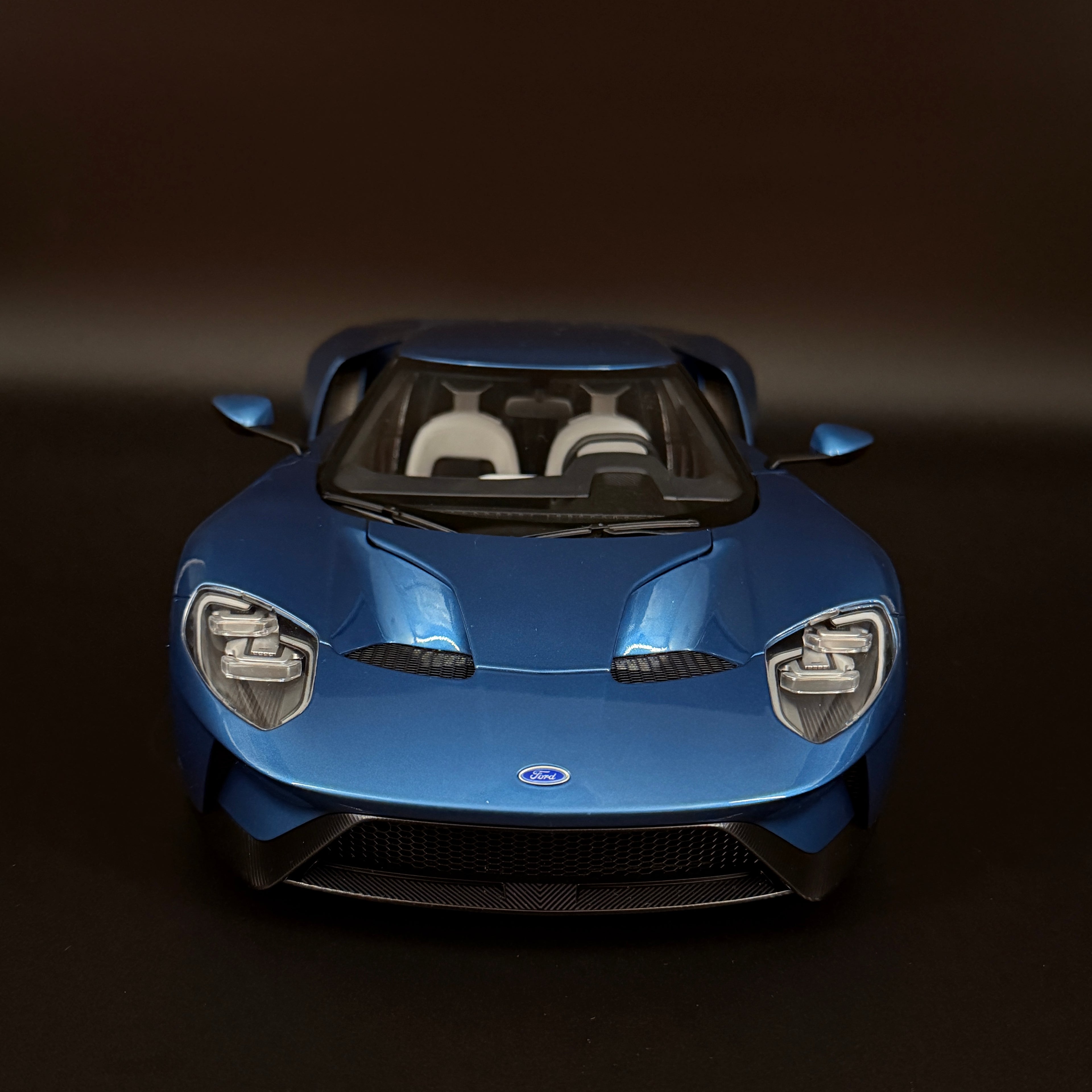 Ford GT 2017 – Liquid Blue Maßstab 1:12 von AUTOart