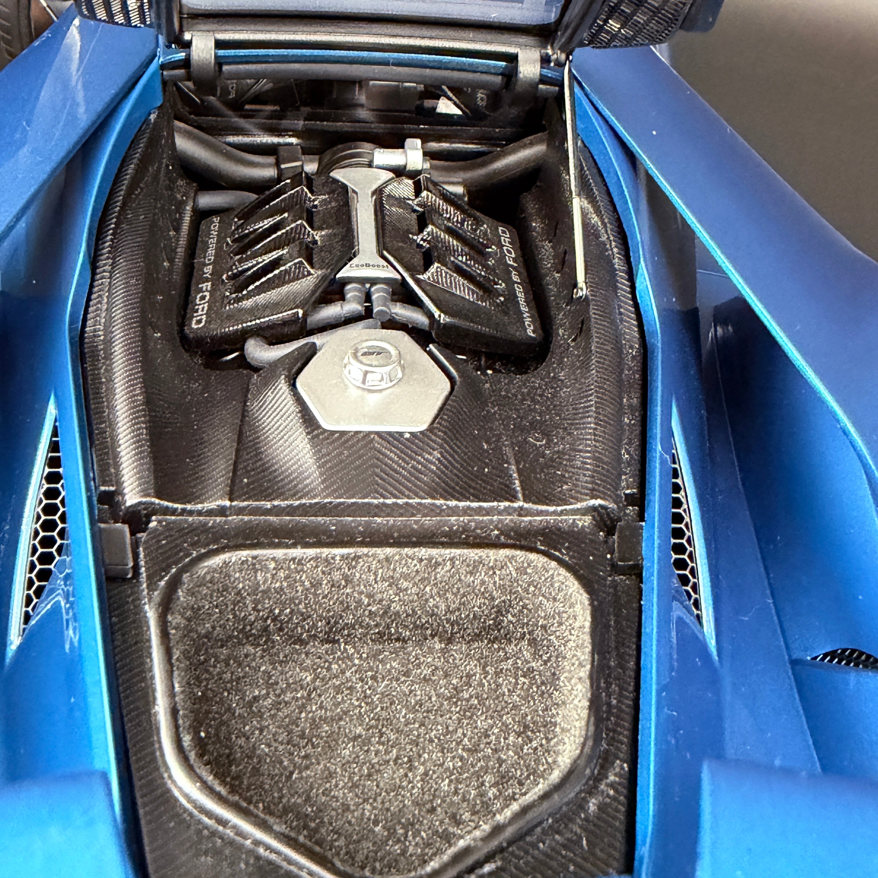 Ford GT 2017 – Liquid Blue Maßstab 1:12 von AUTOart