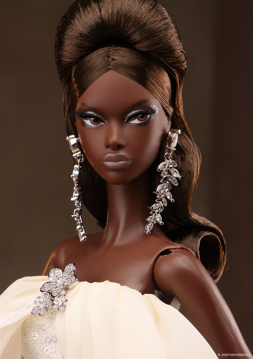 8th Anniversary White Gala: Yaya 2026