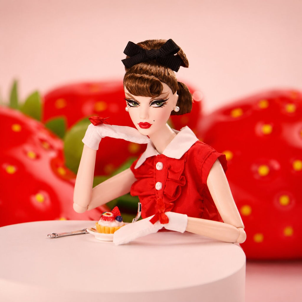 Mary Macy Valley of the Dolls: Strawberry Pie Gloria 2026
