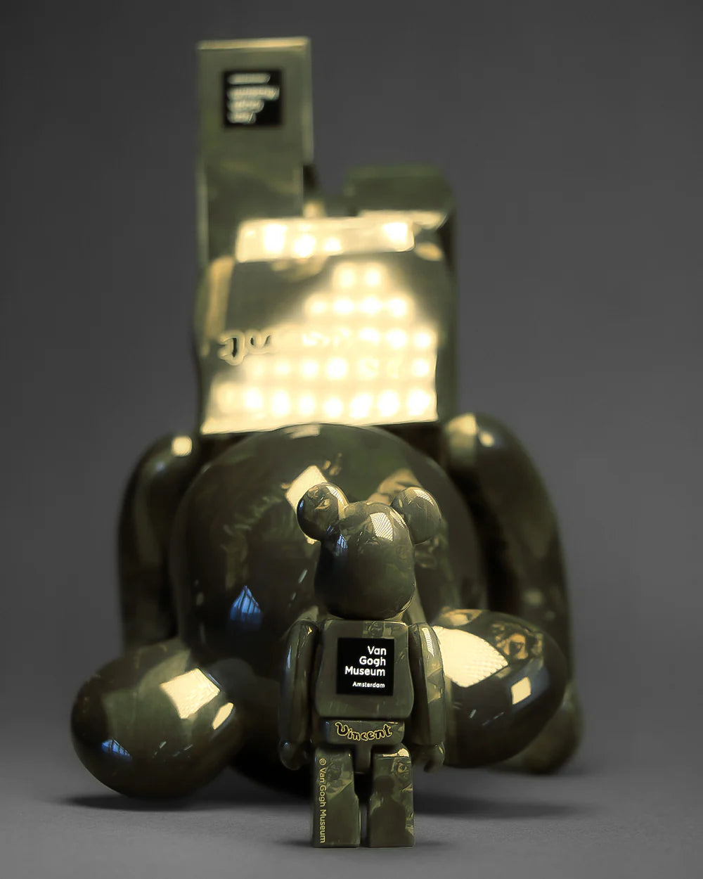 BE@RBRICK Van Gogh Museum Die Kartoffelesser 100% & 400% Set