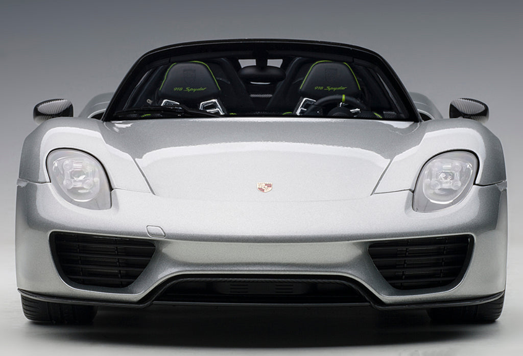Porsche 918 Spyder 2013 – Silber Maßstab 1:12 von AUTOart