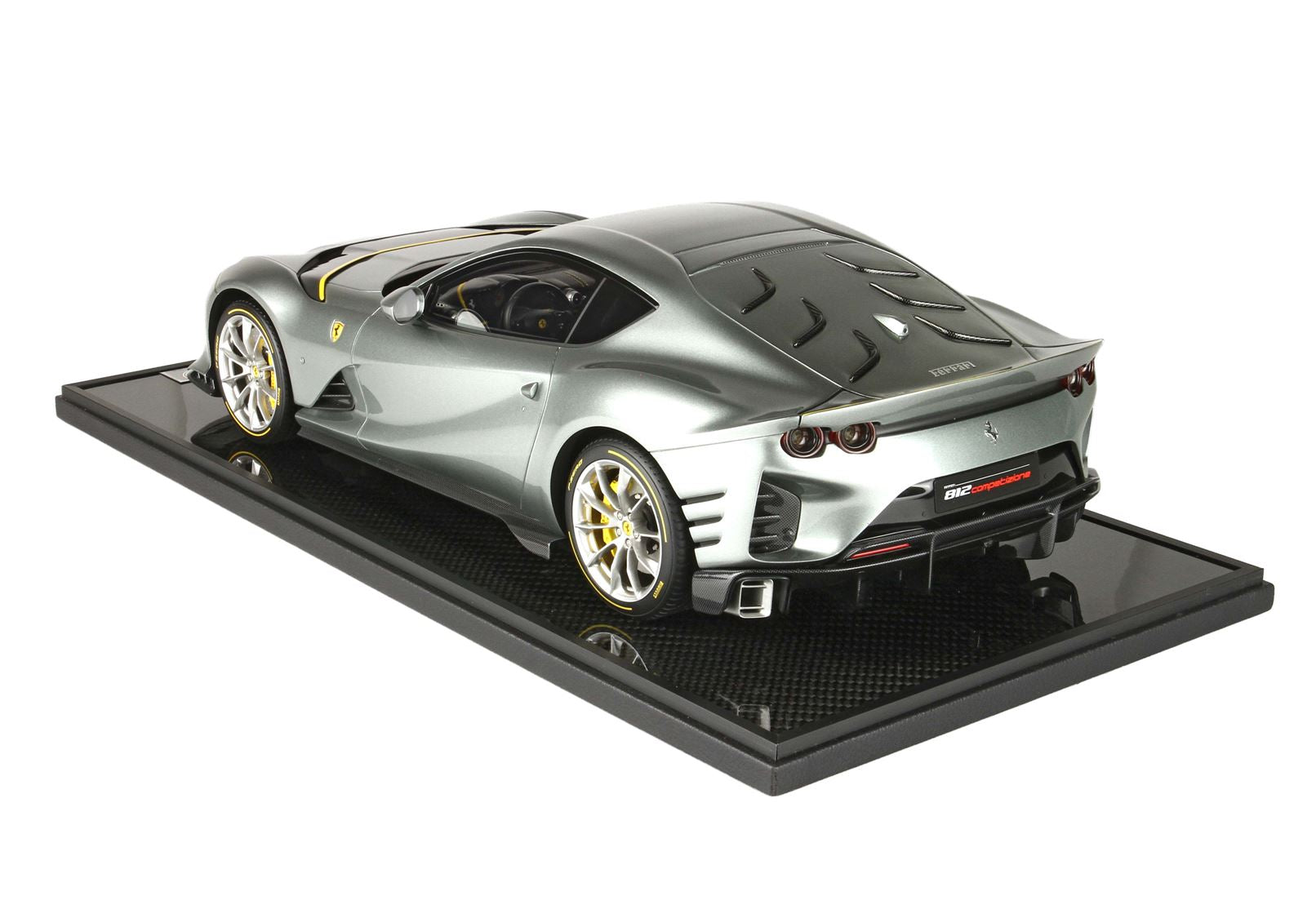 Ferrari 812 Competizione 2021 Grigio Coburn