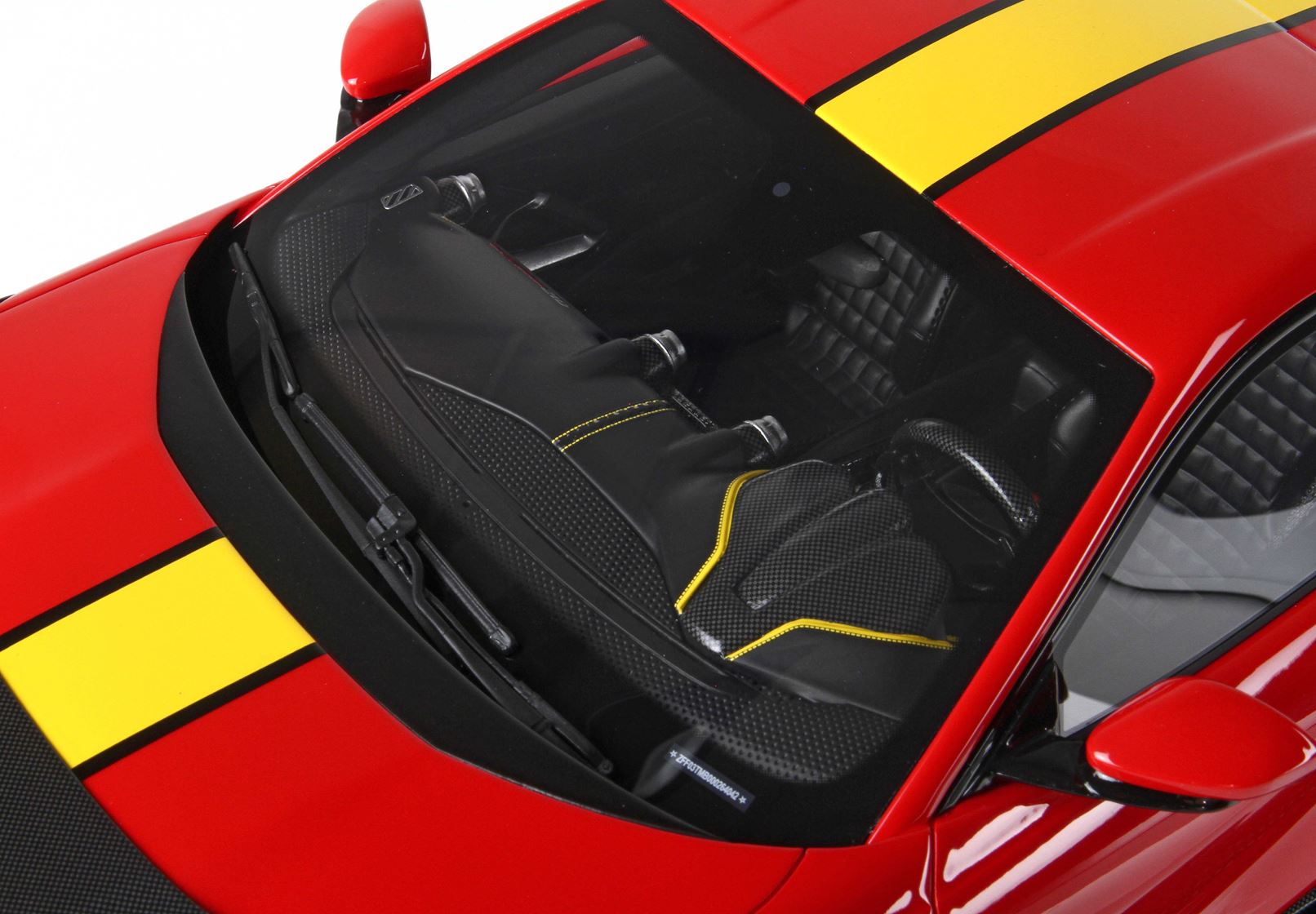 Modellauto BBR Models 1/12 Ferrari 812 Competizione Yellow Stripe Rosso Corsa 322