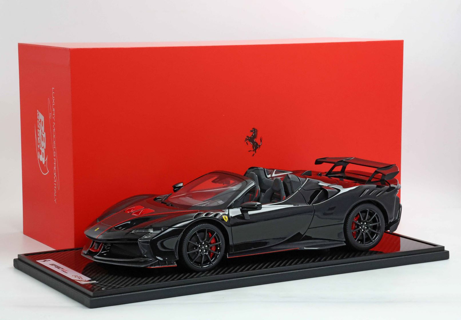 BBR-Models 1/12 Ferrari Sf90 XX Stradale Spider 2024 Rot Carbon Schwarz BBR1221D