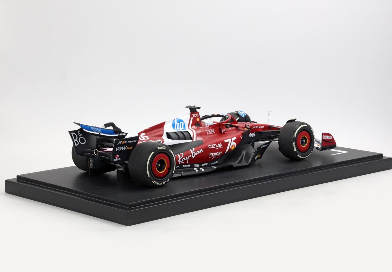 Ferrari SF-25, Gran Premio di Monaco 2025, livrea Shell per i 75 anni, Charles Leclerc, scala 1:12 con teca espositiva, di BBR Models