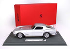 Ferrari 250 TDF 1958 Faro Carenato Gris Metalizado – Coche a Escala 1:18 con Vitrina (Edición Limitada de 48 unidades) de BBR Models