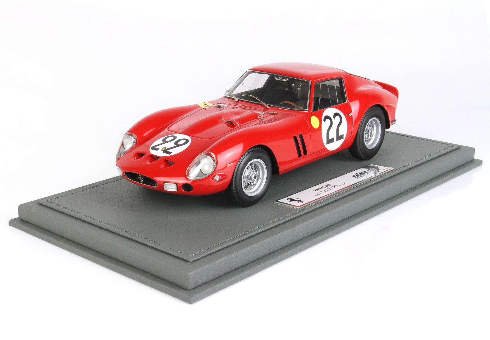 Ferrari 250 GTO #22 24 Horas de Le Mans 1962 – Dernier – Escala 1:18 con Vitrina de BBR Models