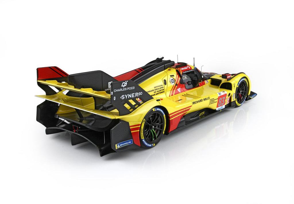 Ferrari 499P #83 – Robert Kubica, Robert Shwartzman y Yifei Ye – Escala 1:18 con vitrina de BBR Models