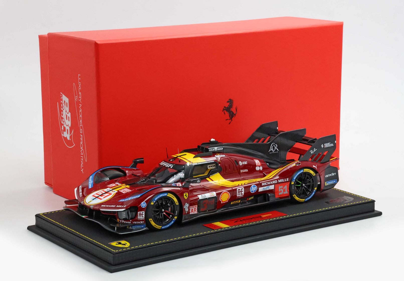 Ferrari 499P #51 24 Horas de Le Mans 2025 – Pier Guidi, Giovinazzi & Calado – Escala 1:18 con Vitrina (Edición Limitada de 20 unidades) de BBR Models