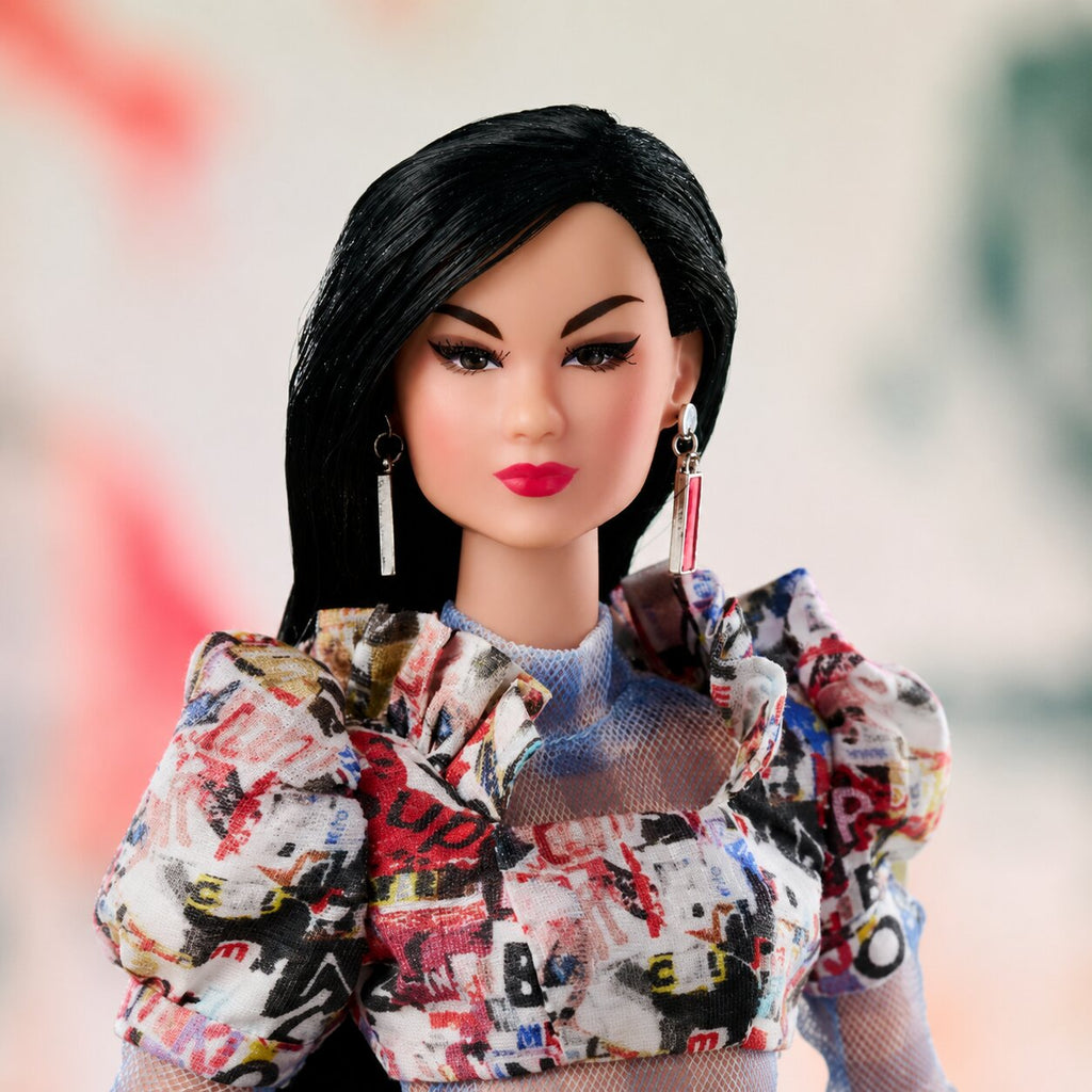 The TRUE Collection: Shut It Down Liu Liu Ling 2023