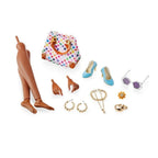 The TRUE Collection: Sehr notwendige Hollis Hughes Ankleidepuppe 2023