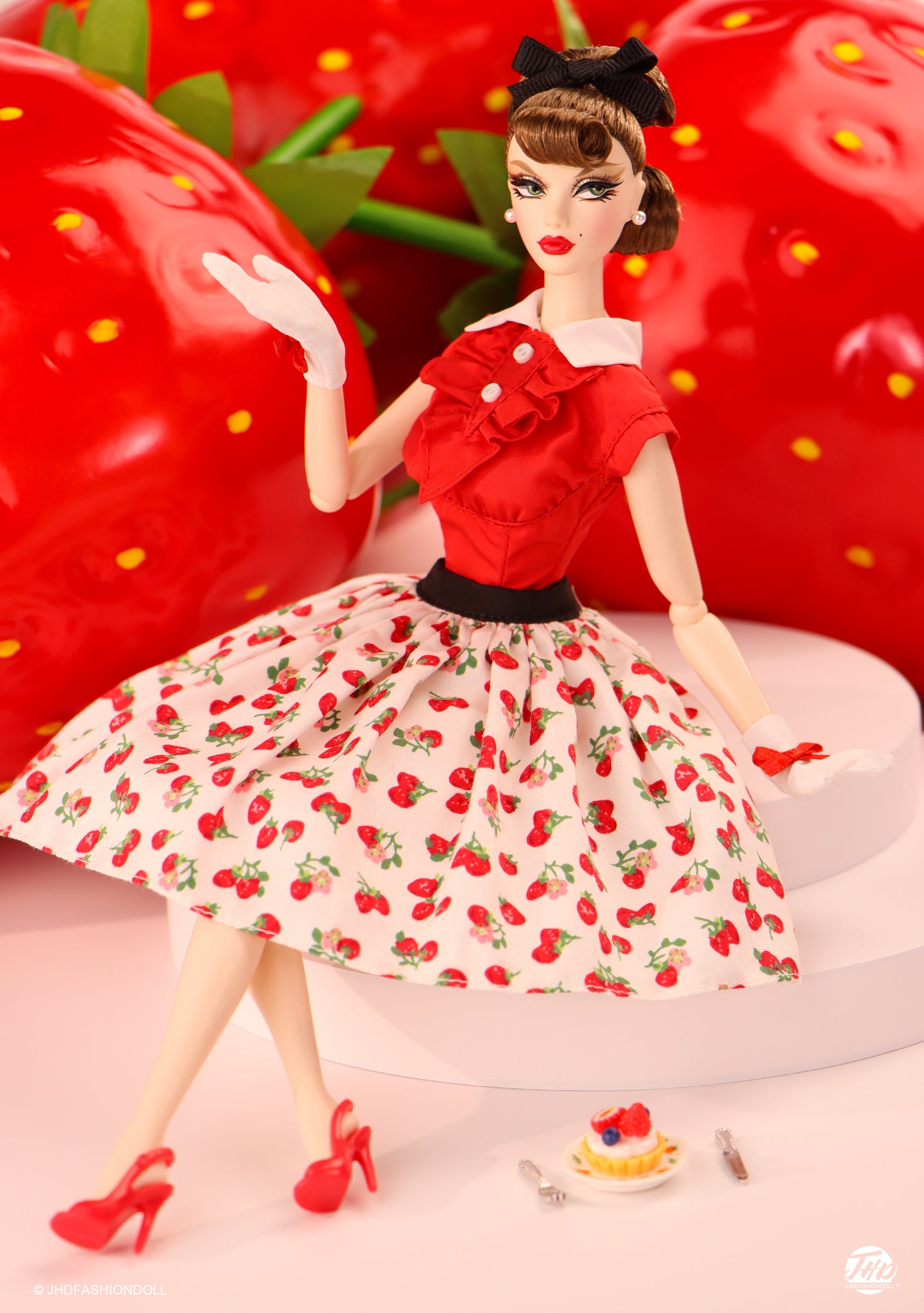 Mary Macy Valley of the Dolls: Strawberry Pie Gloria 2026