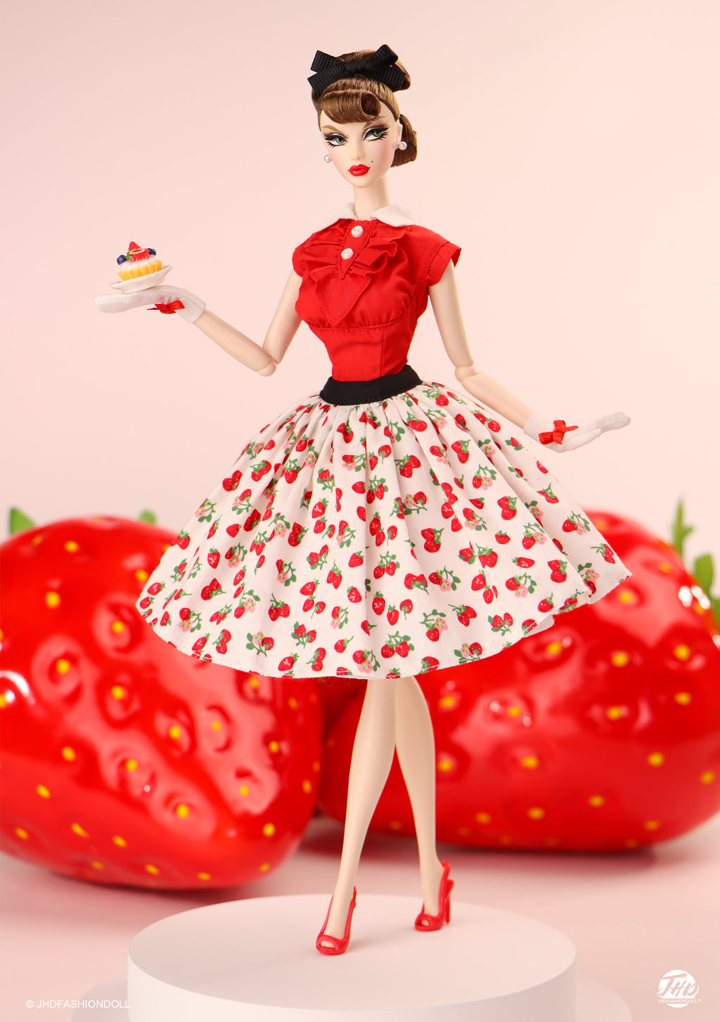 Mary Macy Valley of the Dolls: Strawberry Pie Gloria 2026