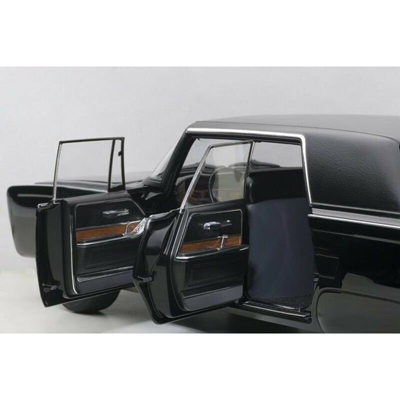 Black Beauty – Die Grüne Hornisse TV-Serie Modell im Maßstab 1:18 von AUTOart